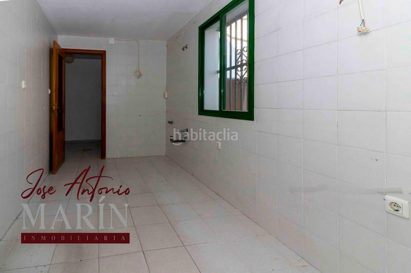 Foto bcf0304a-0fa9-4fc4-9fc3-ebe7f4e27d25. Casa amb aparcament a Valdelacalzada