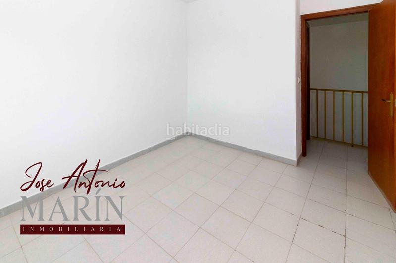 Foto daea97b9-5bba-434e-b5f5-dcbe642189ba. Casa amb aparcament a Valdelacalzada