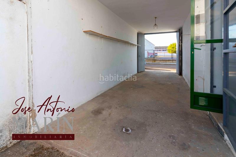 Foto ec855e3b-0476-4e21-a6b4-1a8e9a89ebe5. Casa amb aparcament a Valdelacalzada