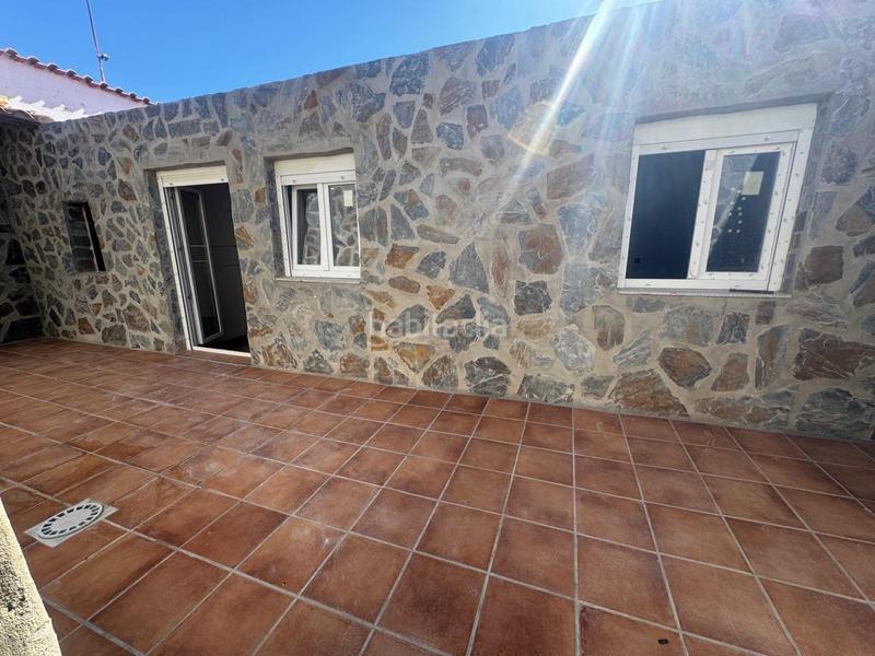 Foto 96aaf9de-23ca-4777-99f2-cb9d5638150e. Casa  independiente en gevora con patio y cochera nueva a estrenar !!!! en Badajoz