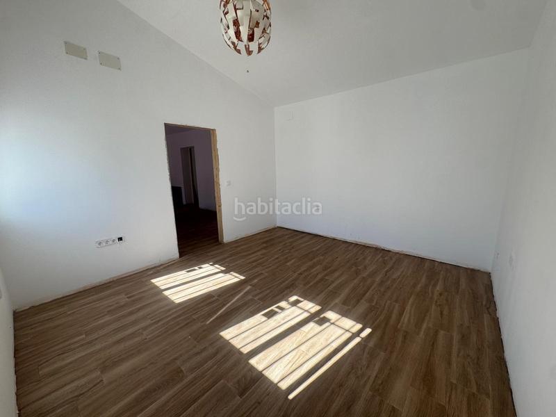 Foto b148b92c-fbeb-477c-a4a0-e12d4261334b. Casa  independiente en gevora con patio y cochera nueva a estrenar !!!! en Badajoz