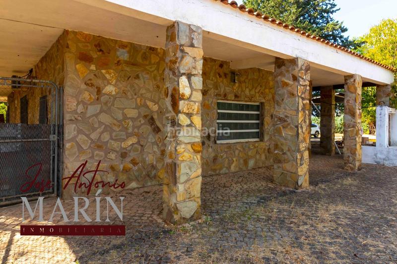 Foto 28fcf4c1-a9a0-4c80-87e9-935363b31e1b. Casa espectacular chalet en las afueras urbanización campofrío en Badajoz