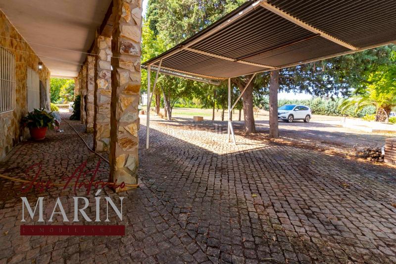 Foto a7c7876d-6d79-4f75-ab9b-eff1fcc643f6. Casa espectacular chalet en las afueras urbanización campofrío en Badajoz