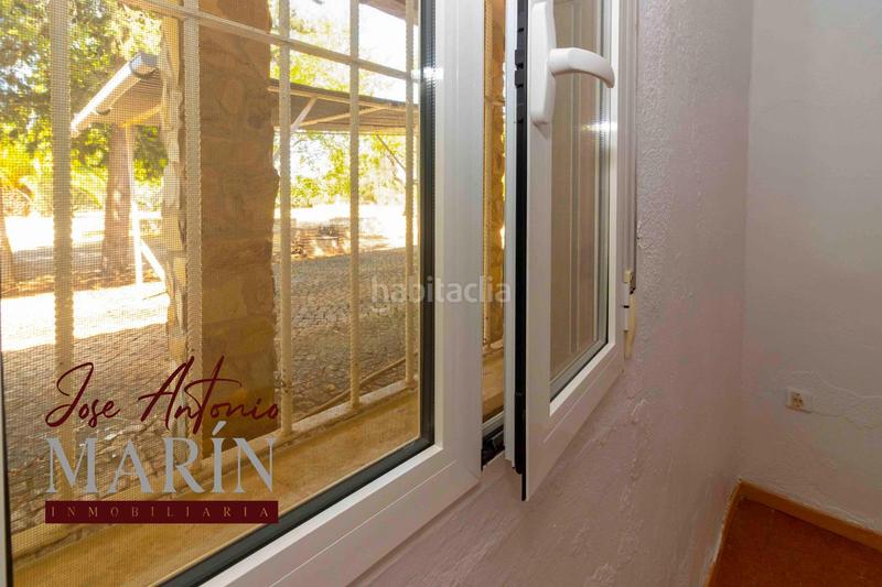 Foto e2a890c2-b150-4325-b049-e6e868df8afb. Casa espectacular chalet en las afueras urbanización campofrío en Badajoz