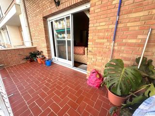 Etagenwohnung in Santa Marina. Amplio piso en centro con balcón y trastero