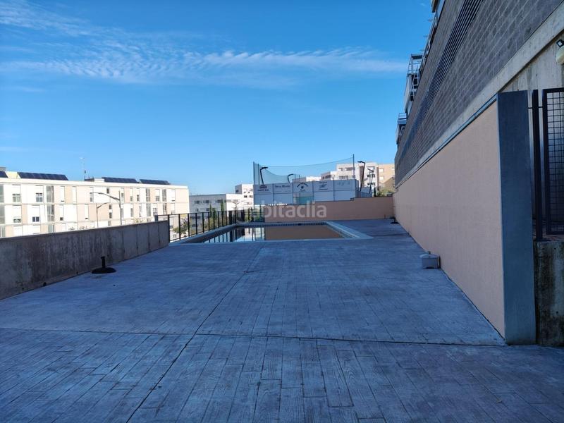 Foto 338f10af-7749-4c37-b289-b127f6a73121. Pis amb calefacció aparcament piscina a Carretera de Sevilla - Los Montitos Badajoz