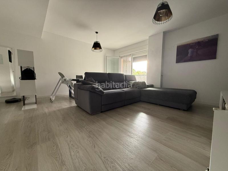 Foto 44684341-2b09-45c8-b8bf-5c12c24b3339. Pis amb calefacció aparcament piscina a Carretera de Sevilla - Los Montitos Badajoz