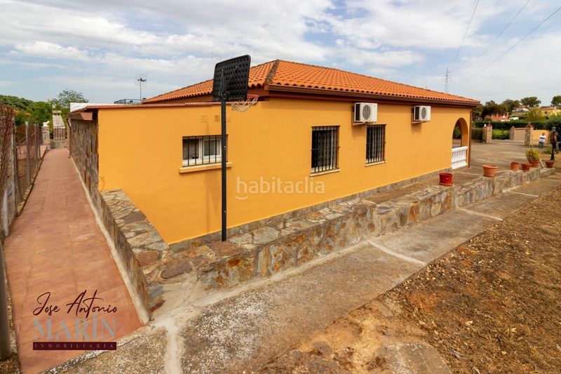 Foto 1b9331f8-b803-4c27-9d06-ef482feee384. Casa amb aparcament piscina a Dehesilla de Calamón - Campomanes Badajoz
