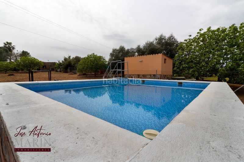 Foto 912ca14f-6ee9-4406-9903-9274151f8510. Casa amb aparcament piscina a Dehesilla de Calamón - Campomanes Badajoz