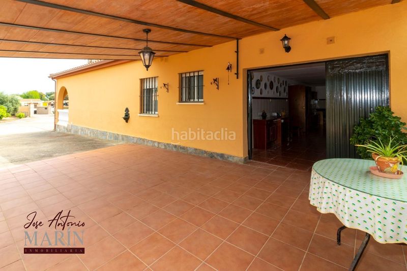 Foto a13dfb98-31a2-4bdf-b76c-dcd69a93608e. Casa amb aparcament piscina a Dehesilla de Calamón - Campomanes Badajoz