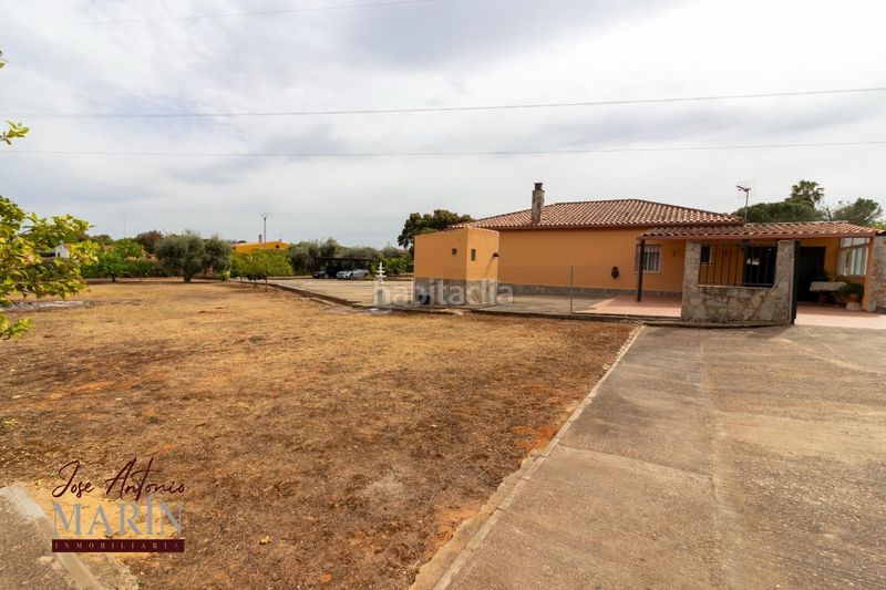 Foto ae2ae16d-9fb2-4c66-95b4-50540f736747. Casa amb aparcament piscina a Dehesilla de Calamón - Campomanes Badajoz