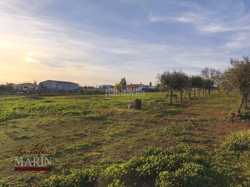 Foto 7a460e10-9e3e-4640-91aa-2a392262ee97. Masia amb aparcament a Oeste Mérida