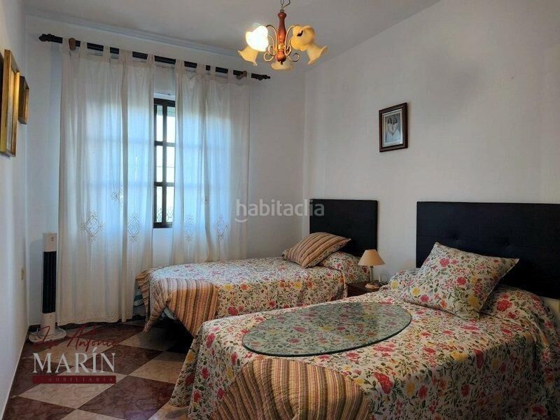 Foto baf65e6a-cff6-4352-a61c-fee8373b6a5f. Masia amb aparcament a Oeste Mérida