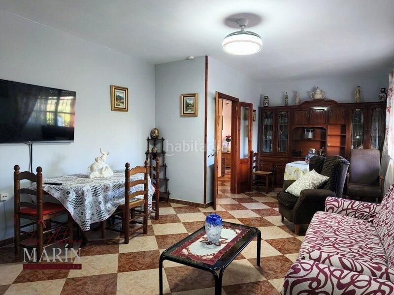 Foto cdb96a61-6253-4d64-bc1e-010e76d06a24. Masia amb aparcament a Oeste Mérida