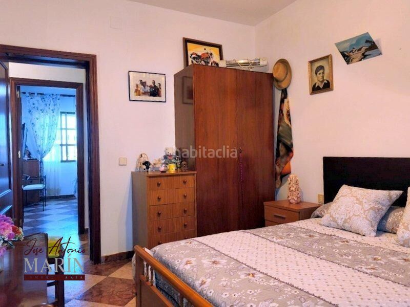 Foto f6af902e-263e-4c59-99f4-495ce88ee59e. Masia amb aparcament a Oeste Mérida