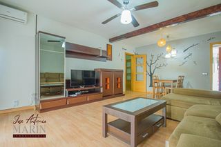 Flat  Calle calle nicolás lópez de velasco. Amplio piso exterior en el centro de badajoz  listo para entrar
