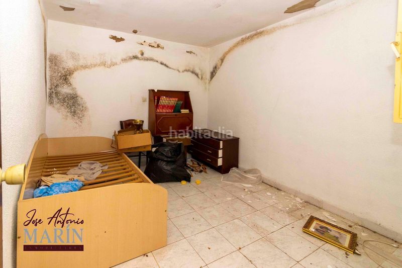 Foto ea97c678-3a8a-4c1c-a0bd-d64d4e6e4f9d. Casa a Ciudad Jardín Badajoz