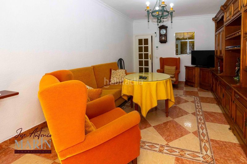 Foto 49875c49-8989-47ab-bb03-1da63a0903c8. Casa amb aparcament a Ciudad Jardín Badajoz