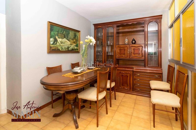Foto 4c8c0bda-d6ae-4b02-96e3-49bef72545ba. Casa amb aparcament a Ciudad Jardín Badajoz