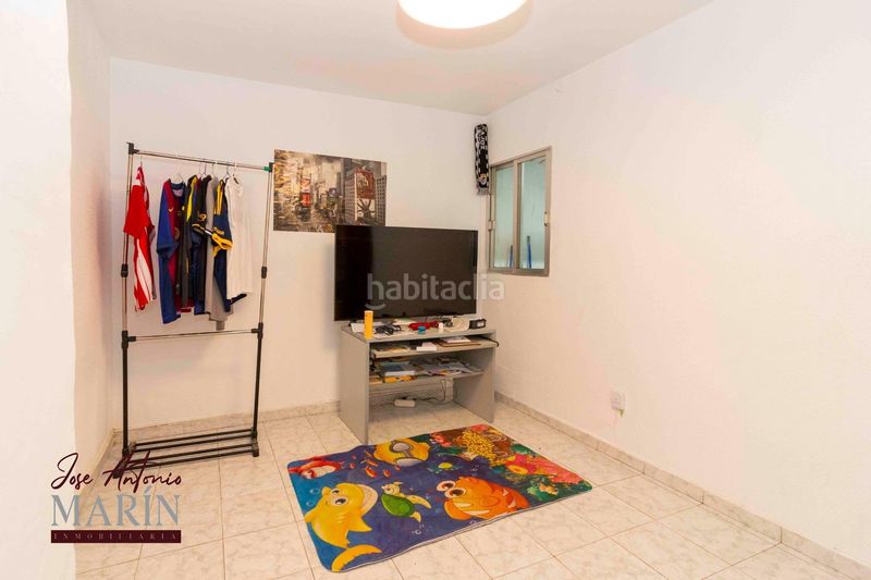 Foto a58a3b15-1939-4b1e-b3ba-4fb3474284f9. Casa amb aparcament a Ciudad Jardín Badajoz
