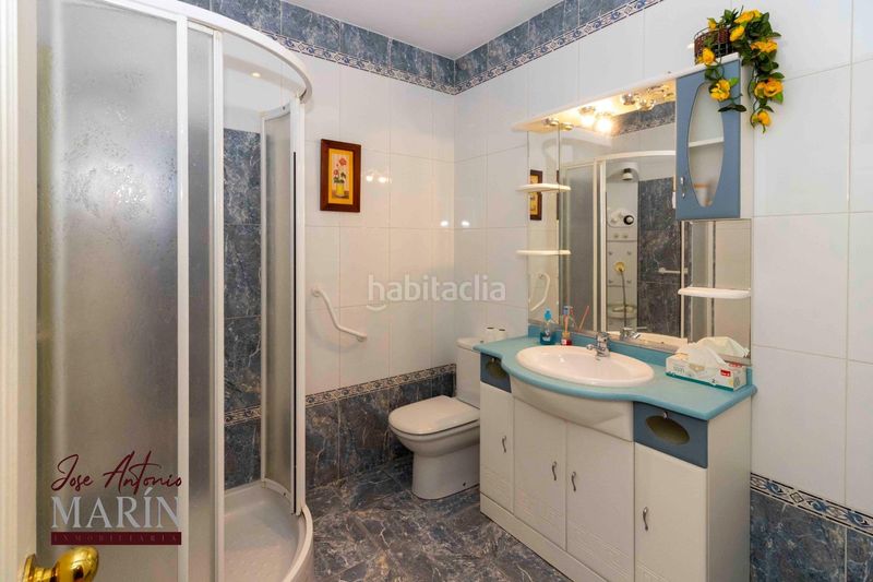 Foto defafb56-e14d-4568-b04f-373eadbcd077. Casa amb aparcament a Ciudad Jardín Badajoz