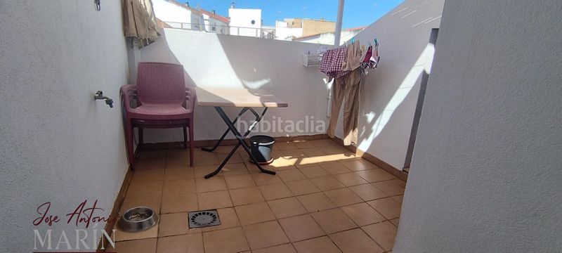 Foto c1945bd9-0b96-4ce4-8e6e-5581d62212d3. Àtic amb calefacció aparcament a Casco Antiguo Badajoz