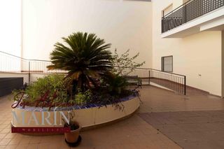 Appartement à Casco Antiguo. Apartamento con garaje y trastero en casco antiguo