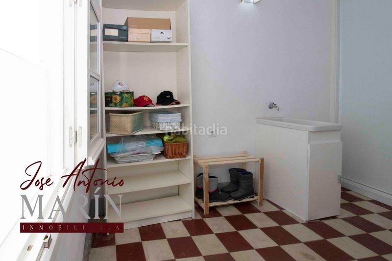 Foto 13e74a4f-40d9-457c-8bc4-35d073fe0c7e. Casa amb calefacció aparcament a Casco Antiguo Badajoz