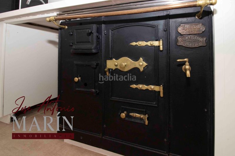 Foto a33e17da-9e44-4d35-a012-23e2e053dcfb. Casa amb calefacció aparcament a Casco Antiguo Badajoz