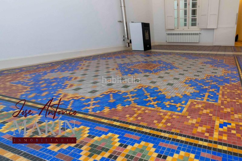 Foto bf8e8a4f-c911-4911-b4ef-a52718533589. Casa amb calefacció aparcament a Casco Antiguo Badajoz