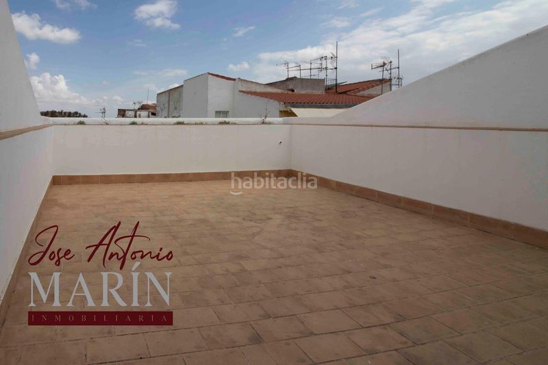 Foto f8da3c2a-d132-440b-865e-d0da1c170485. Casa amb calefacció aparcament a Casco Antiguo Badajoz
