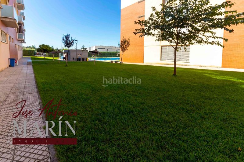 Foto dd6e7de0-f5a3-4990-a31c-6de7e2d02320. Pis amb aparcament piscina a Golf Guadiana Badajoz