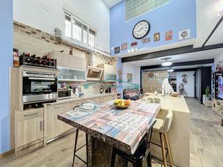 Ático  Calle florista. Ático dúplex con dos vivienda independientes a la venta