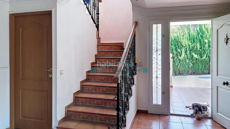 Foto 59cb5fbe-fcdf-43eb-9779-612c878d26e1. Chalet impresionante chalet ubicado en colonia casablanca, en montserrat en Monserrat