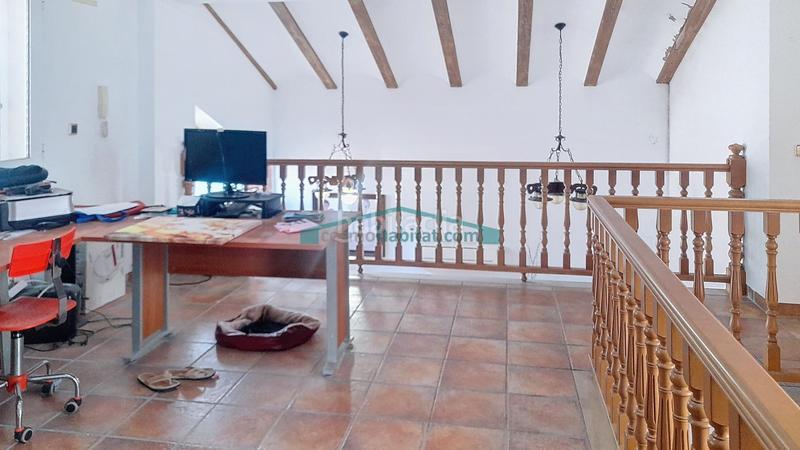 Foto e8f90c08-d3c7-40b7-83aa-4220199fb04e. Chalet espectacular chalet con piscina en Catadau