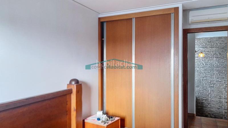 Foto fb28a98b-970a-497c-9702-d081e816f1a3. Chalet espectacular chalet con piscina en Catadau