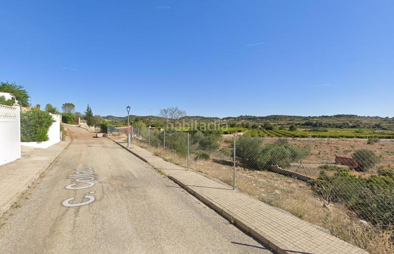 Foto d6e7e8e1-53d9-44b5-8292-fc133787fd21. Wohngrundstück in Montroy