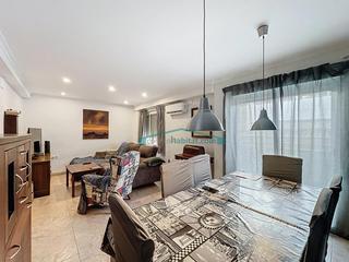 Appartement  Calle francisco llorens. Fantástico piso en el centro de catarroja