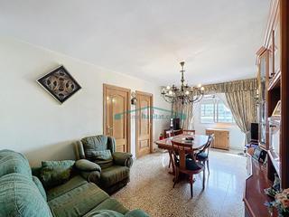 Appartement  Calle de guillén de castro. Fantástico piso en burjassot