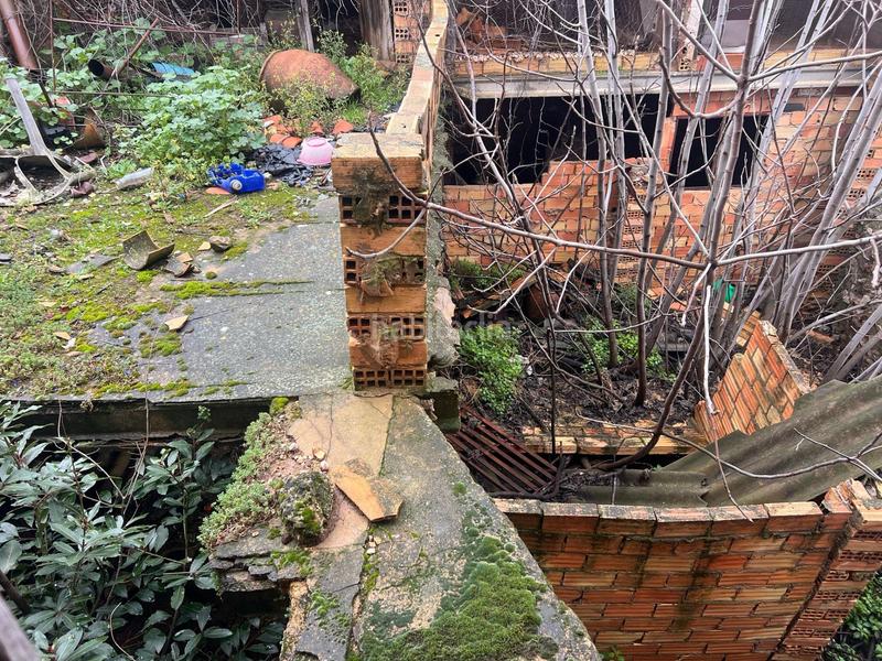 Foto 213a3f42-2e10-437c-ad17-85449cb955f4. Haus mit parking in Chera