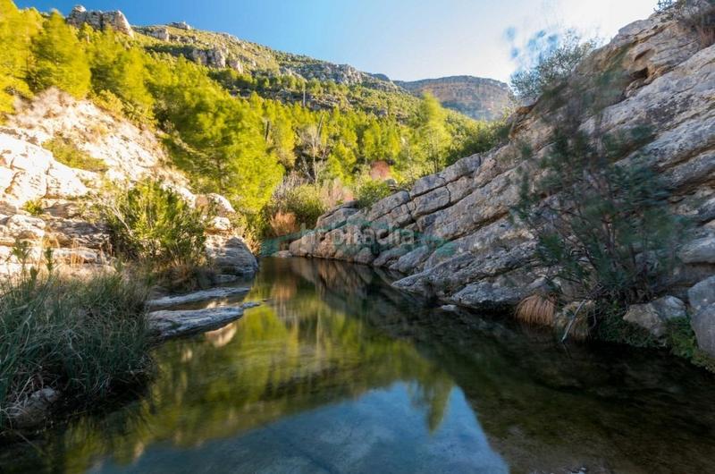 Foto 2ec1d31d-45ee-4ff7-b408-72e6ee79c0df. Haus mit parking in Chera