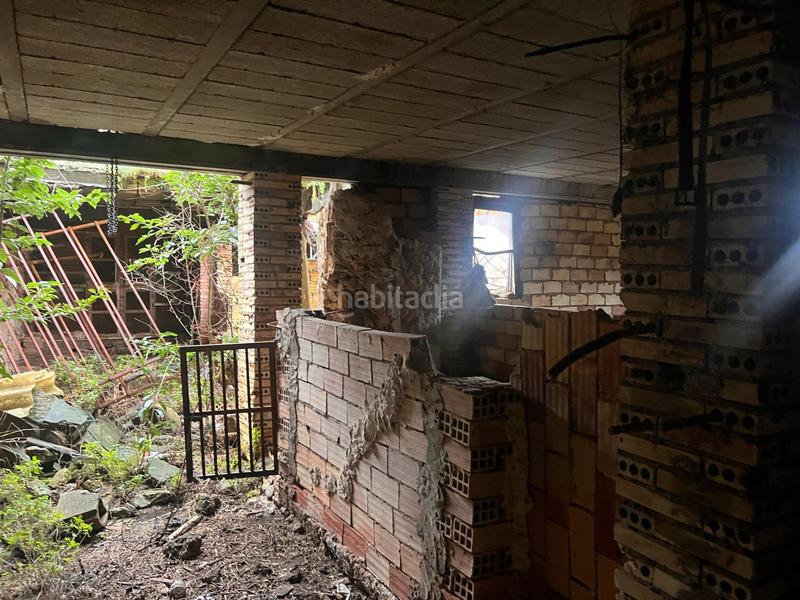 Foto 6fa38966-a2f5-4505-a9e9-b6a67f26fff1. Haus mit parking in Chera