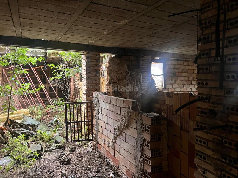 Foto 9a62bbec-67b4-4770-a57b-4b3b827081ed. Haus mit parking in Chera