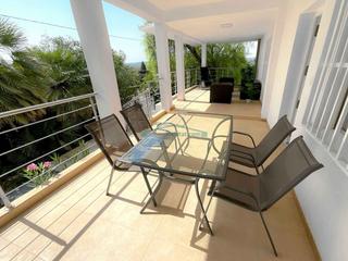 Chalet en Pedralba. Chalet independiente en pedralba, totalmente reformado con pisci