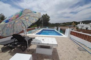 Mas à Vilamarxant. Chalet rústico con piscina y gran parcela en vilamarxant