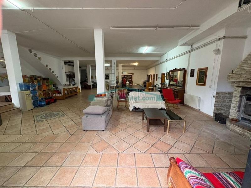 Foto 57c5a119-d9d4-44ae-b1f3-ef024b6c615a. Xalet amb calefacció piscina a Gilet