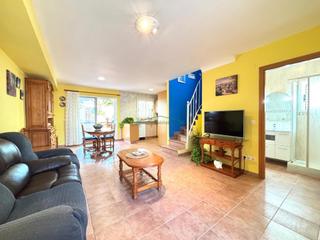 Maison jumelée à Corinto-Almardà. Chalet pareado junto a la playa almarda en sagunto!!