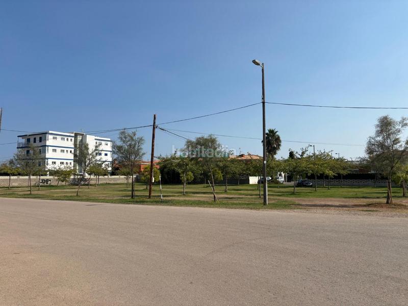 Foto 3e2f5923-4fe1-4bdd-bbd3-5839055cbc44. Casa aparellada amb aparcament a Corinto-Almardà Sagunt