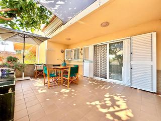 Maison jumelée à Corinto-Almardà. Chalet pareado junto a la playa almarda en sagunto!!