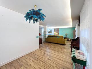 Appartement à El Pilar. Exclusiva vivienda reformada con calidades premium en una de las